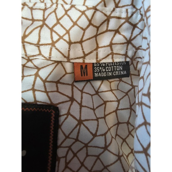 Howler Brothers Aransas Button Shirt Men Medium Beige Short Sleeve Geometric AOP - Picture 5 of 7